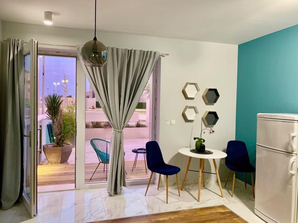 Deluxe Suites Mandic Omiš Esterno foto